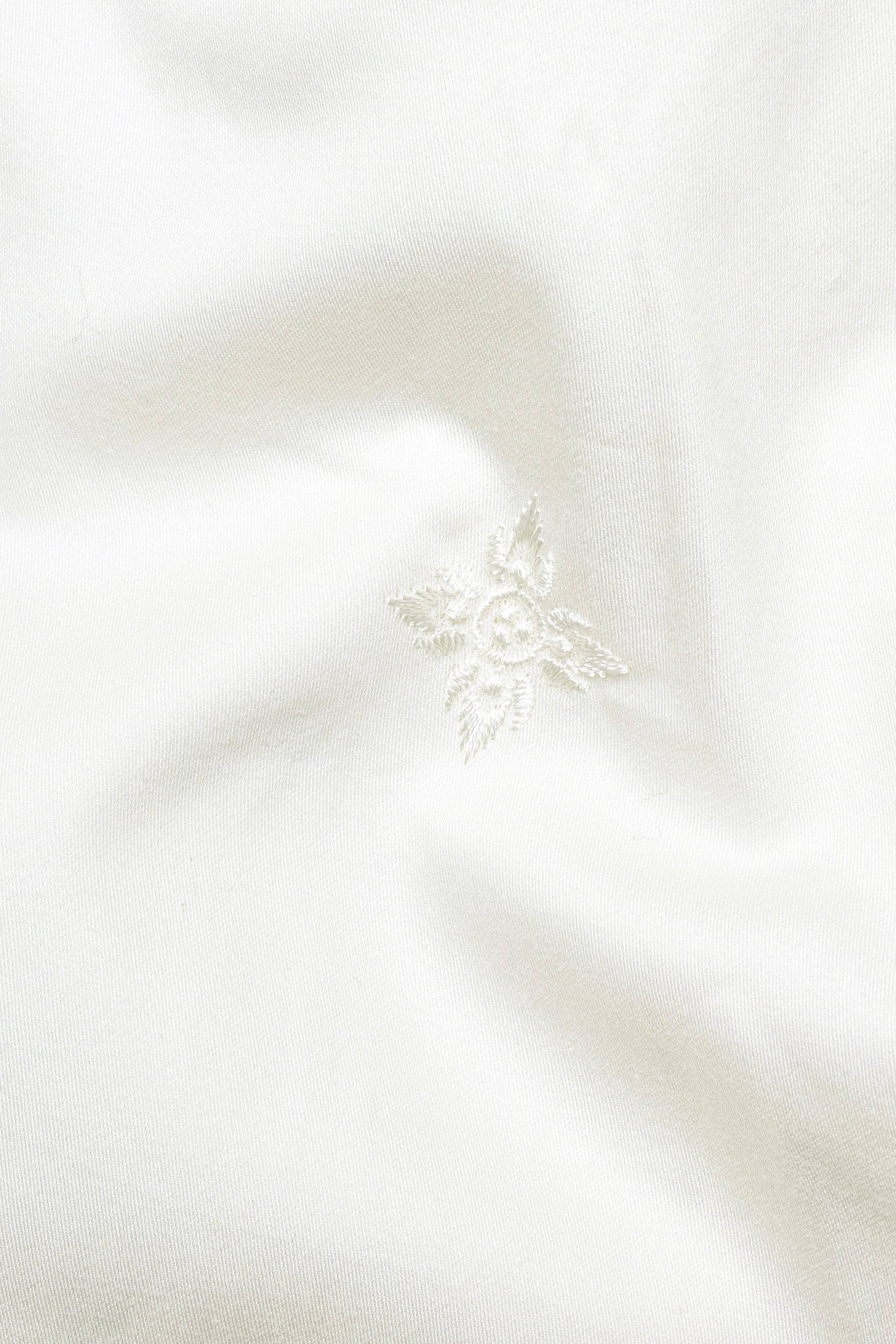 Porcelain Off White Subtle Sheen Embroidered Flower Super Soft Premium Cotton Shirt 12434-CA-38, 12434-CA-H-38, 12434-CA-39, 12434-CA-H-39, 12434-CA-40, 12434-CA-H-40, 12434-CA-42, 12434-CA-H-42, 12434-CA-44, 12434-CA-H-44, 12434-CA-46, 12434-CA-H-46, 12434-CA-48, 12434-CA-H-48, 12434-CA-50, 12434-CA-H-50, 12434-CA-52, 12434-CA-H-52