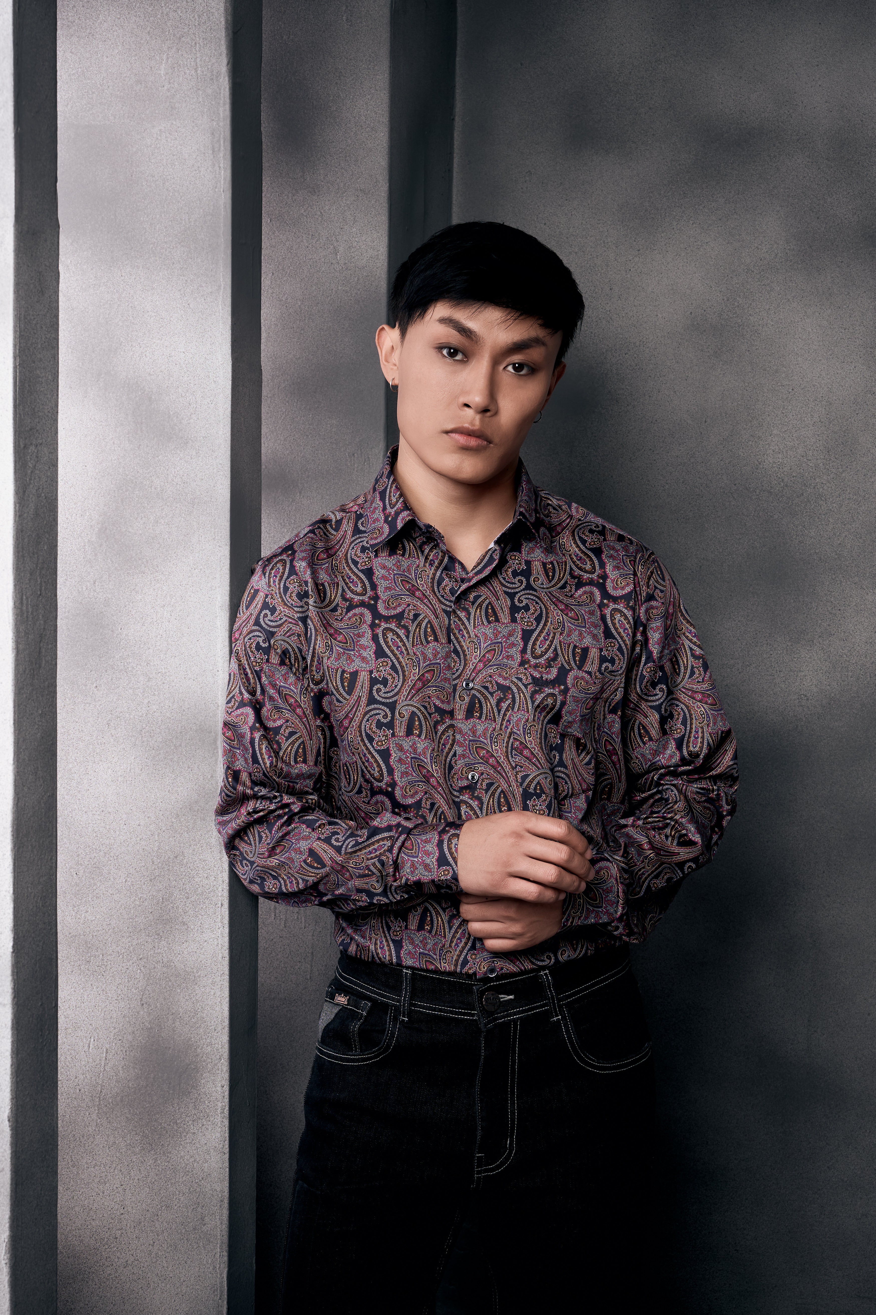 Thulian Pink And Jade Black Paisley Printed Subtle Sheen Super Soft Premium Cotton Shirt 13006-BLK-38, 13006-BLK-H-38, 13006-BLK-39, 13006-BLK-H-39, 13006-BLK-40, 13006-BLK-H-40, 13006-BLK-42, 13006-BLK-H-42, 13006-BLK-44, 13006-BLK-H-44, 13006-BLK-46, 13006-BLK-H-46, 13006-BLK-48, 13006-BLK-H-48, 13006-BLK-50, 13006-BLK-H-50, 13006-BLK-52, 13006-BLK-H-52