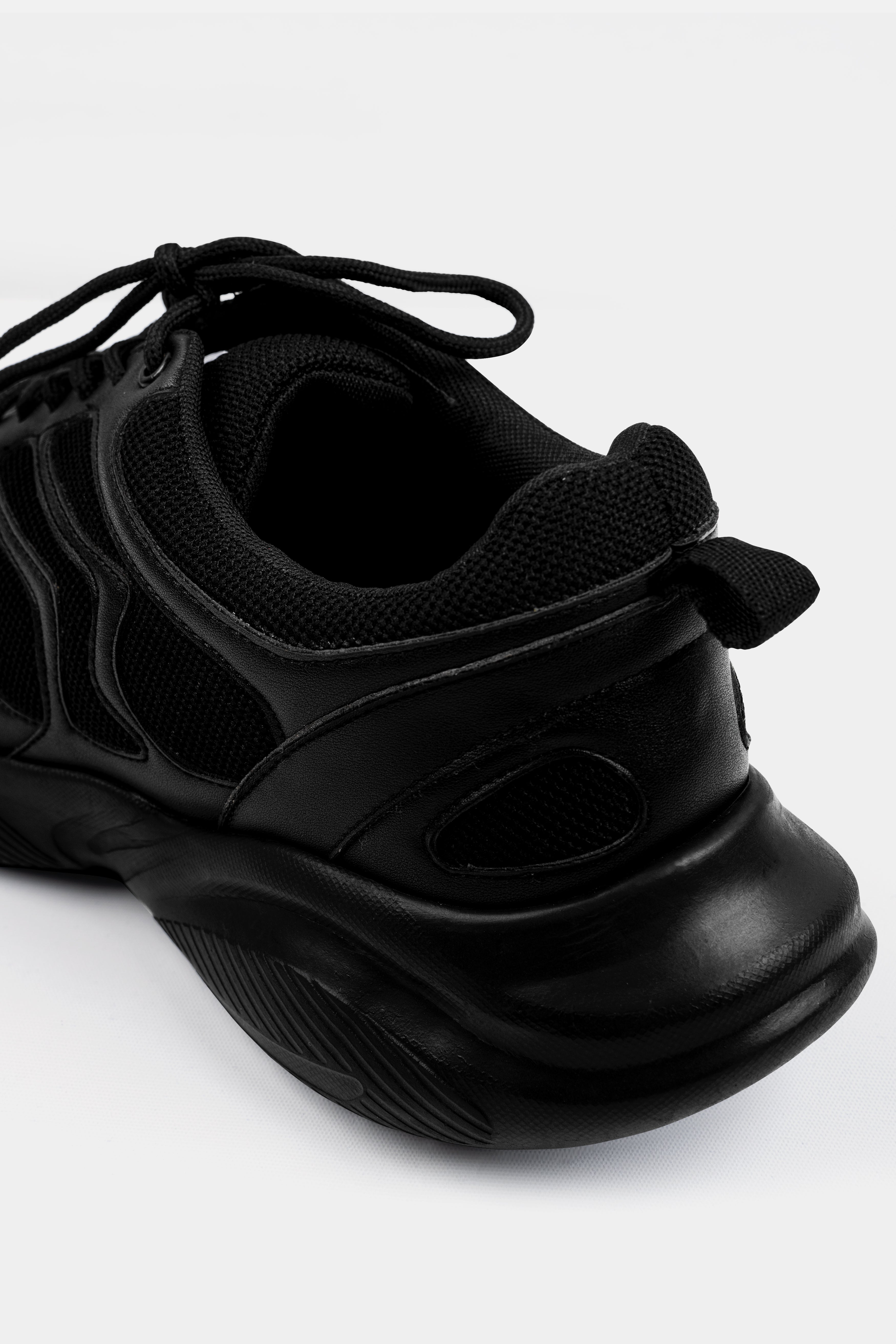 Jade Black Lace-up Running Shoes