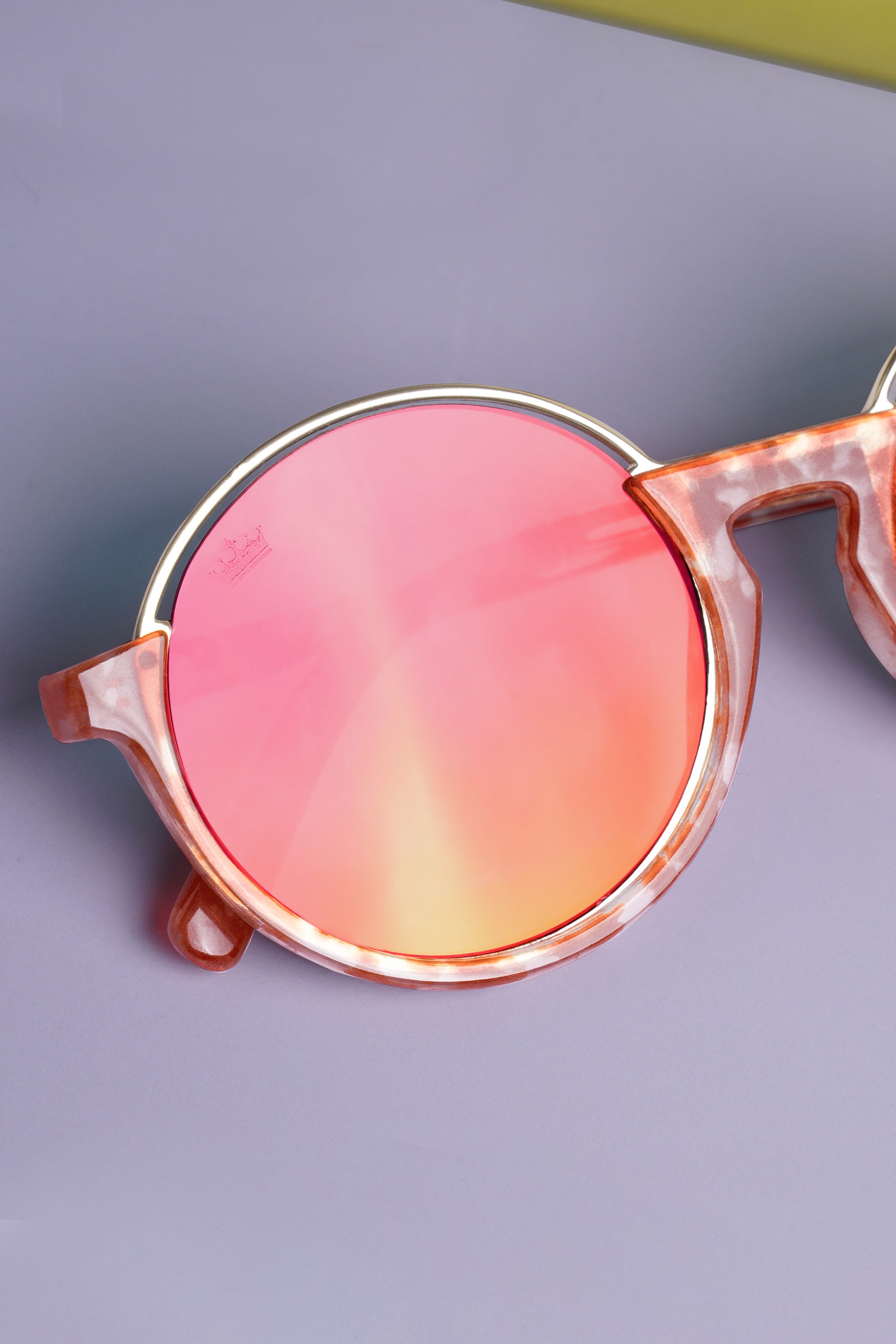 Peach French Crown Round-Shaped Women’s Sunglasses