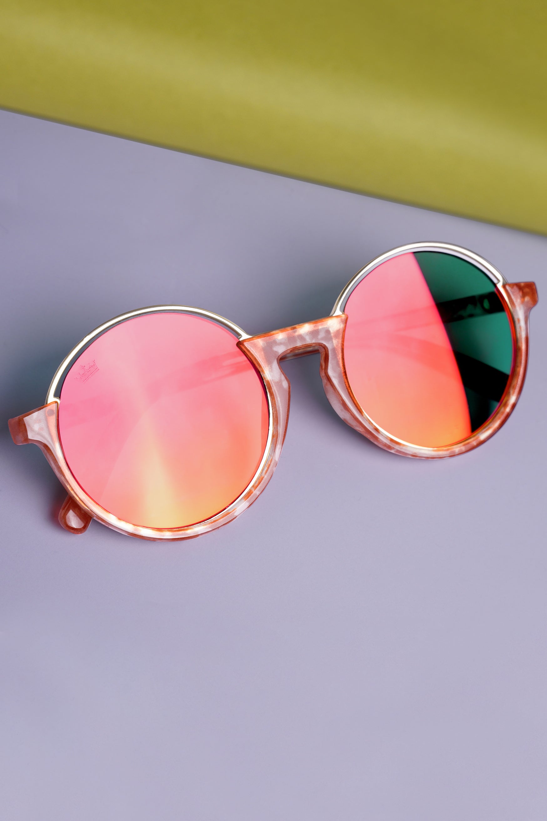 Peach French Crown Round-Shaped Women’s Sunglasses