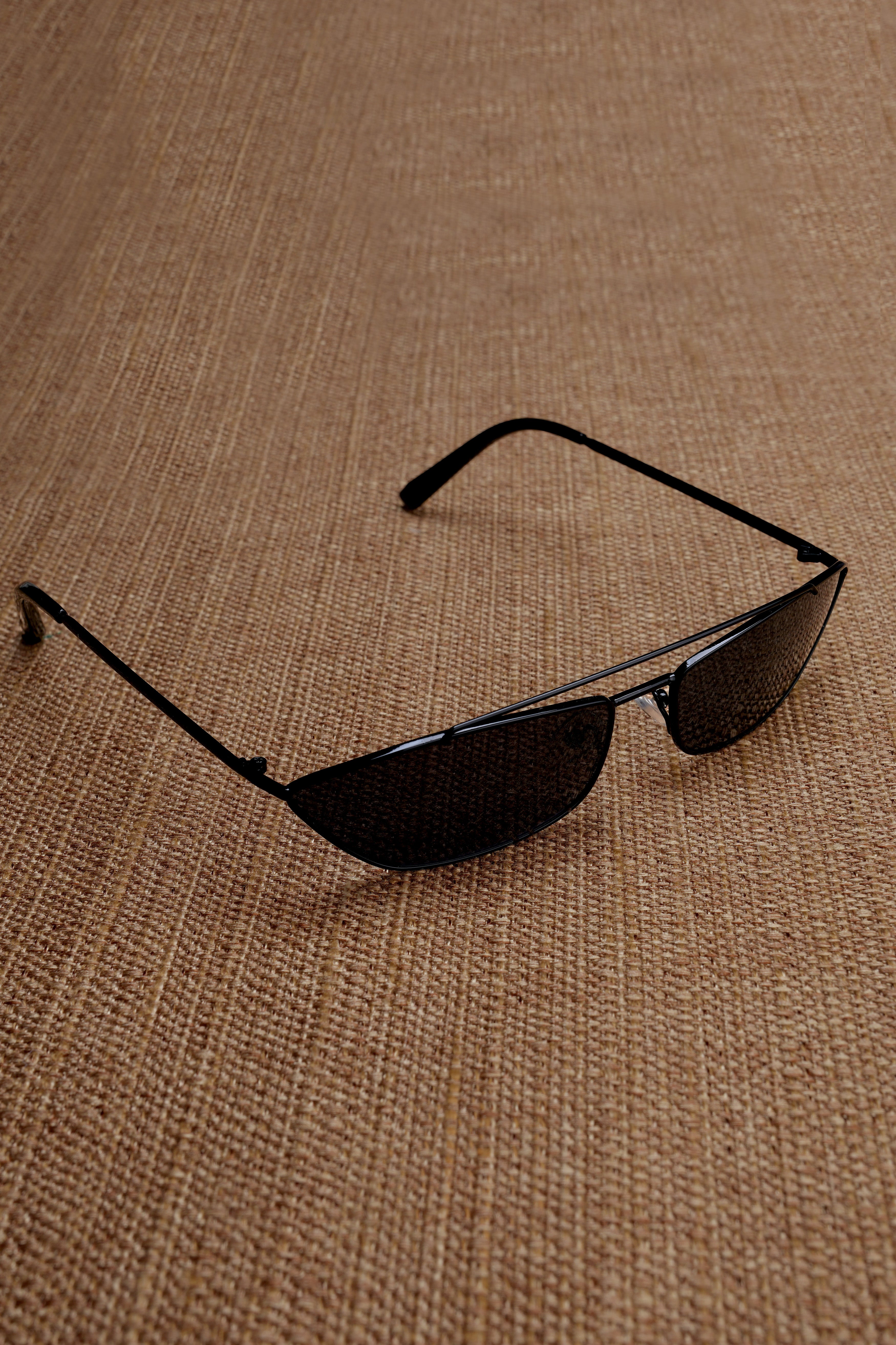 Noctara-Shadow Black French Crown Narrow Cat-Eye Unisex Sunglasses