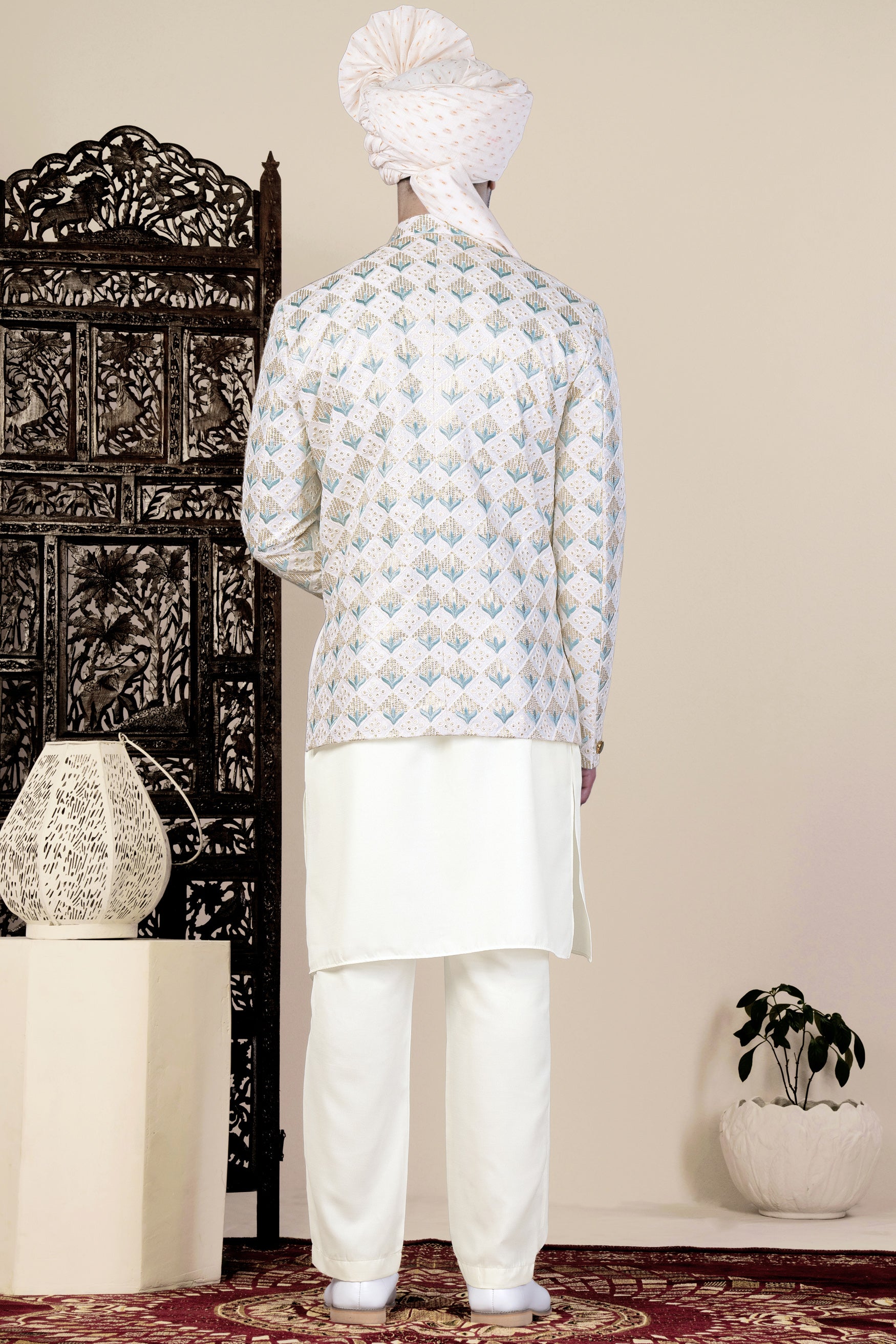 Sand Cream Geometric Thread and Sequin Embroidered Jodhpuri