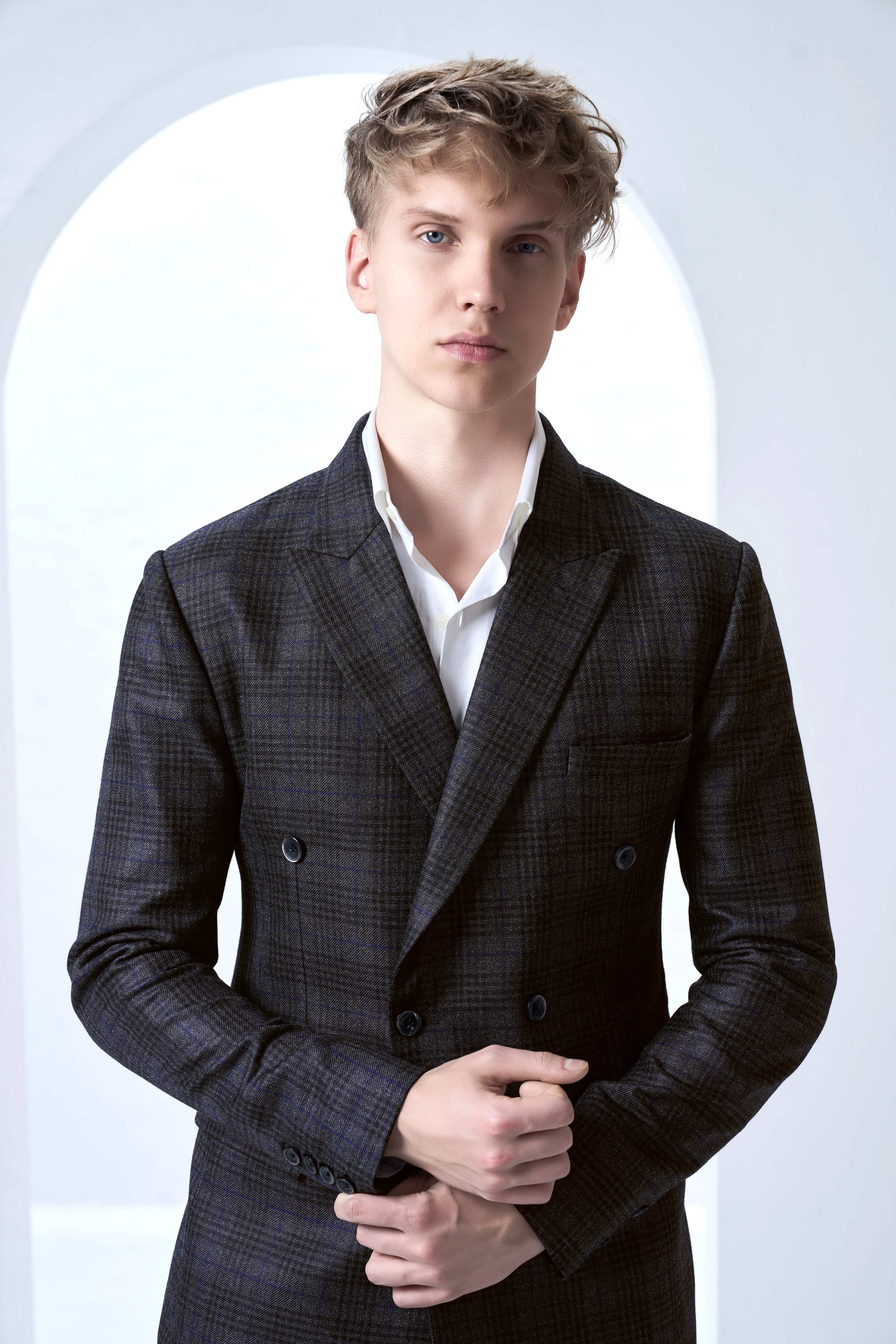 Cinerro-Shark Gray Plaid Tweed Double Breasted Suit
