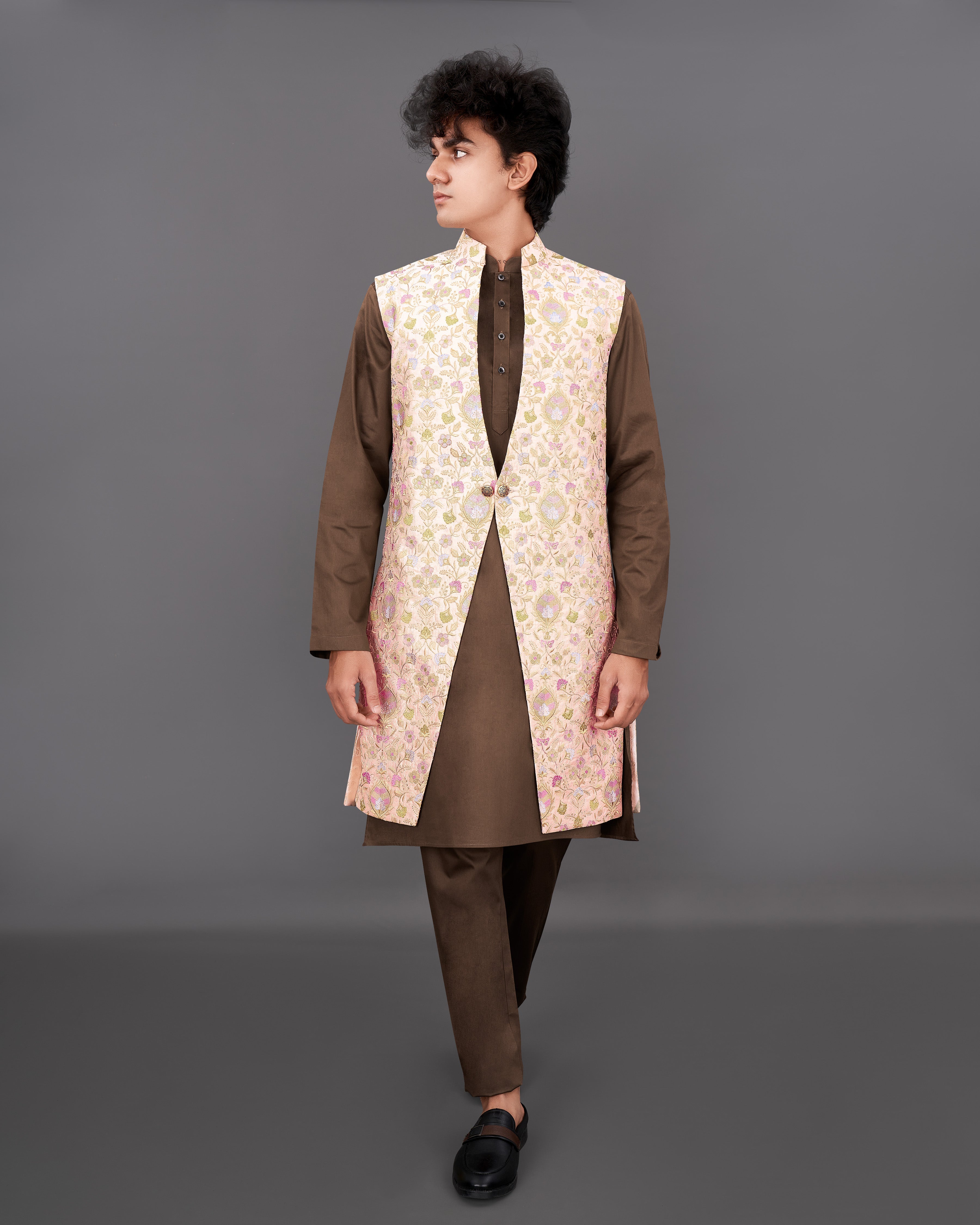 Mandys Peach Embroidered Sleeveless Indo-Western with Kurta and Pants Set SH038-SRW28-36, SH038-SRW28-38, SH038-SRW28-40, SH038-SRW28-42, SH038-SRW28-44, SH038-SRW28-46, SH038-SRW28-48, SH038-SRW28-50, SH038-SRW28-52, SH038-SRW28-54, SH038-SRW28-56, SH038-SRW28-58, SH038-SRW28-60