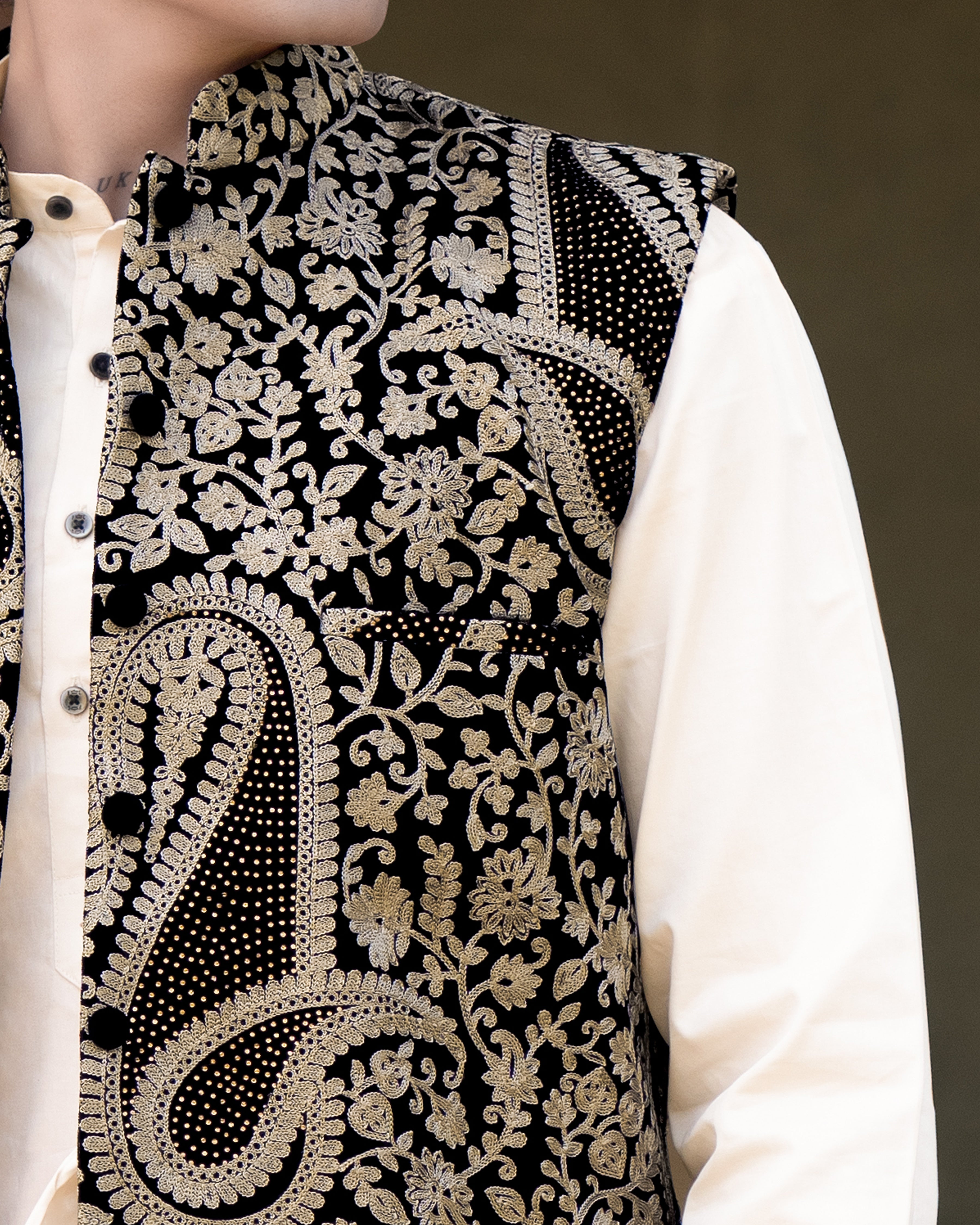 Muesli Brown and Black Velvet Sleeveless Heavy Embroidered Jacket with Draped Kurta, Pajama set SH013-SRW04-36, SH013-SRW04-38, SH013-SRW04-40, SH013-SRW04-42, SH013-SRW04-44, SH013-SRW04-46, SH013-SRW04-48, SH013-SRW04-50, SH013-SRW04-52, SH013-SRW04-54, SH013-SRW04-56, SH013-SRW04-58, SH013-SRW04-60