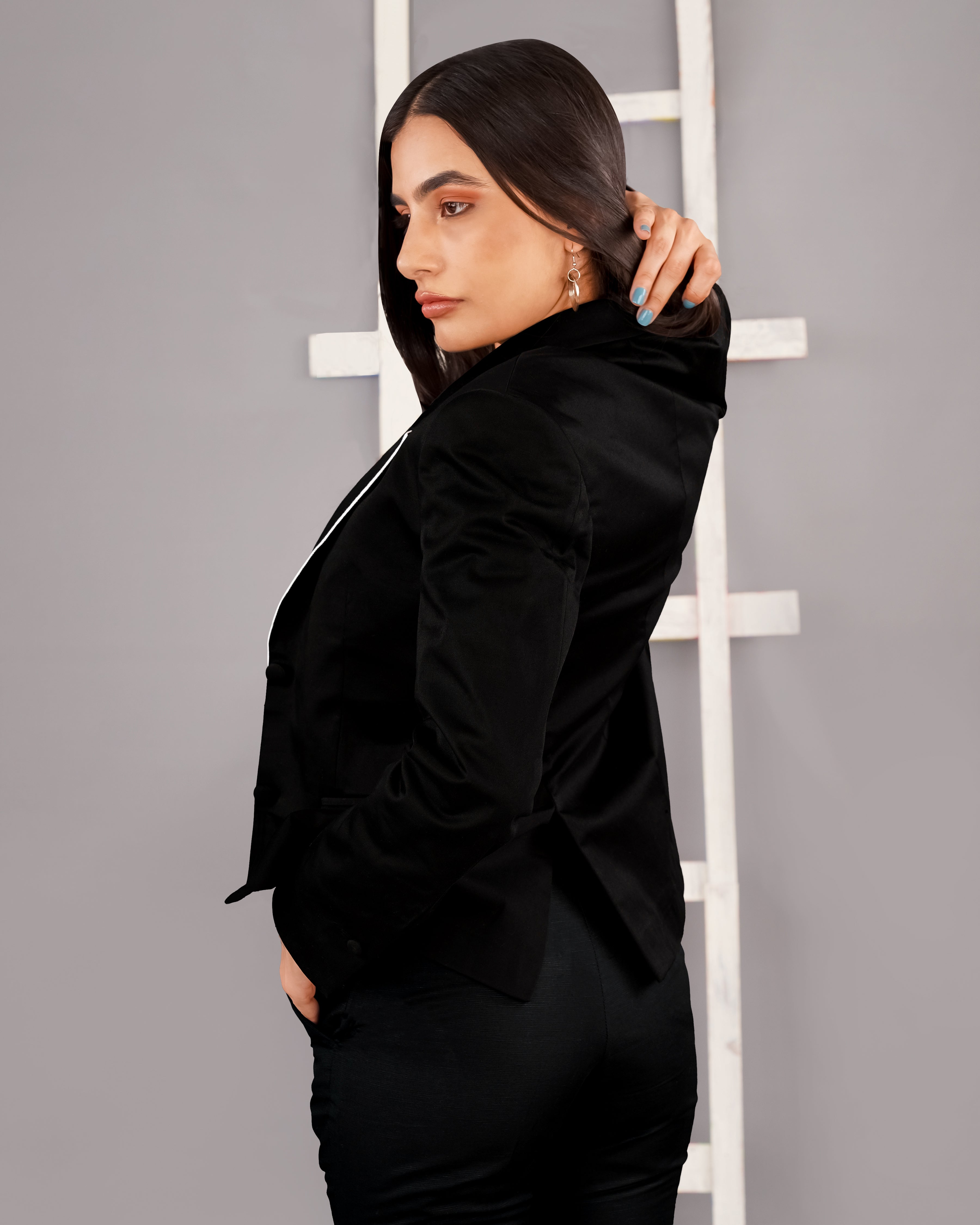 Jade Black with White Borders Premium Cotton Women's Suit WST003-SB-1B-FB-32, WST003-SB-1B-FB-34, WST003-SB-1B-FB-36, WST003-SB-1B-FB-38, WST003-SB-1B-FB-40, WST003-SB-1B-FB-42