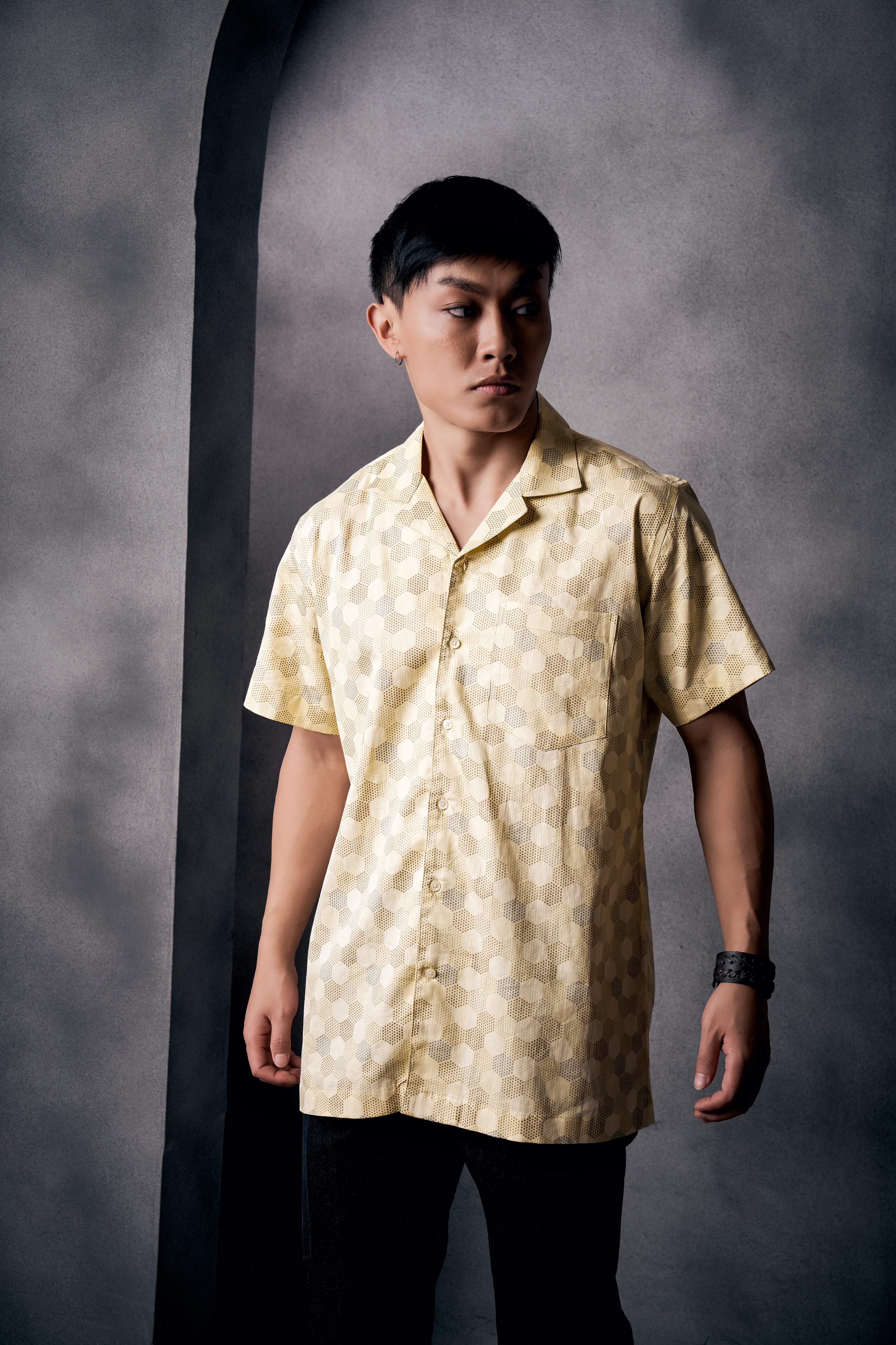 Swizzle Yellow Beehive Printed Subtle Sheen Super Soft Premium Cotton Shirt