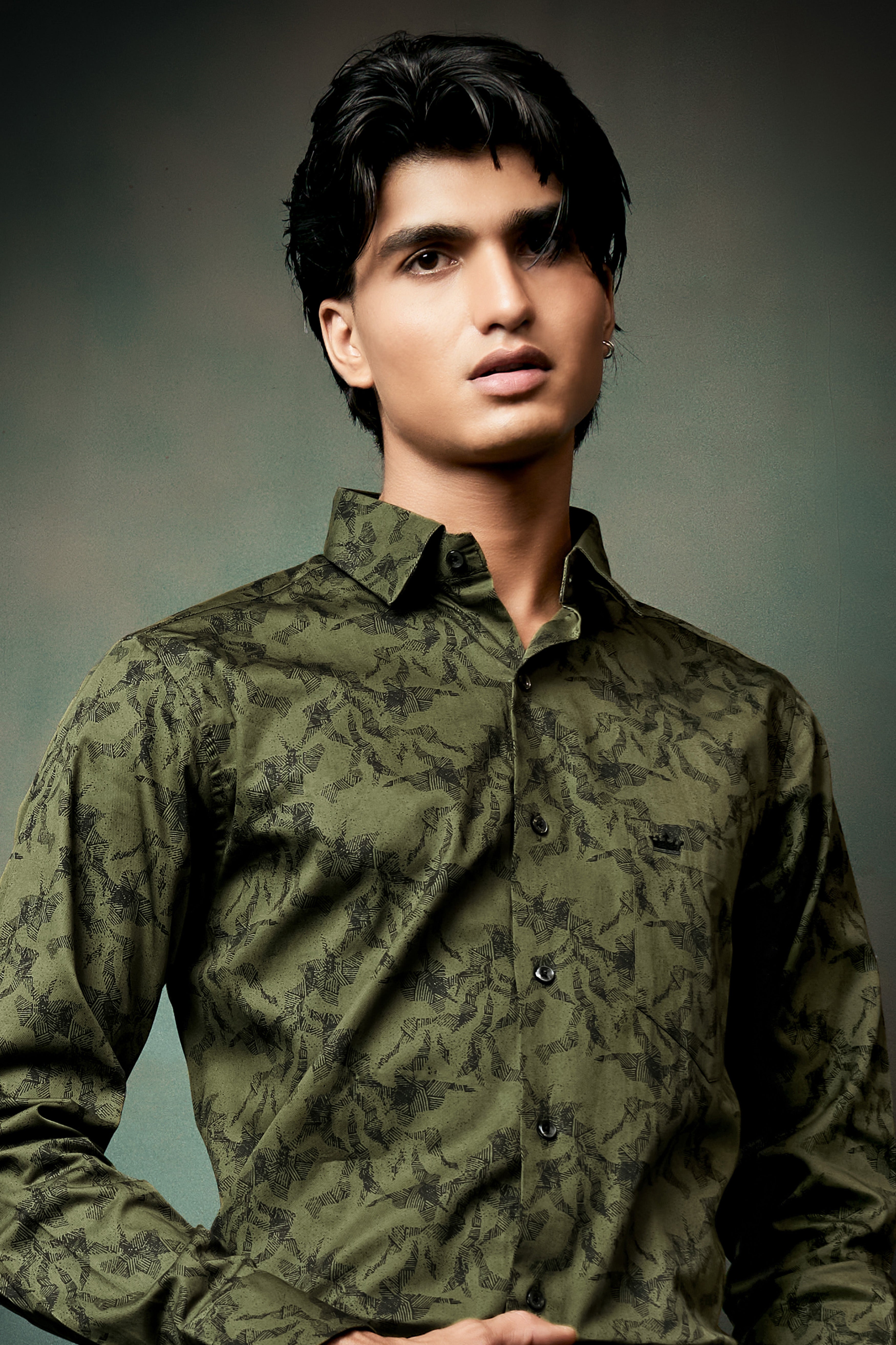 Rifle Green Printed Subtle Sheen Super Soft Premium Cotton Shirt