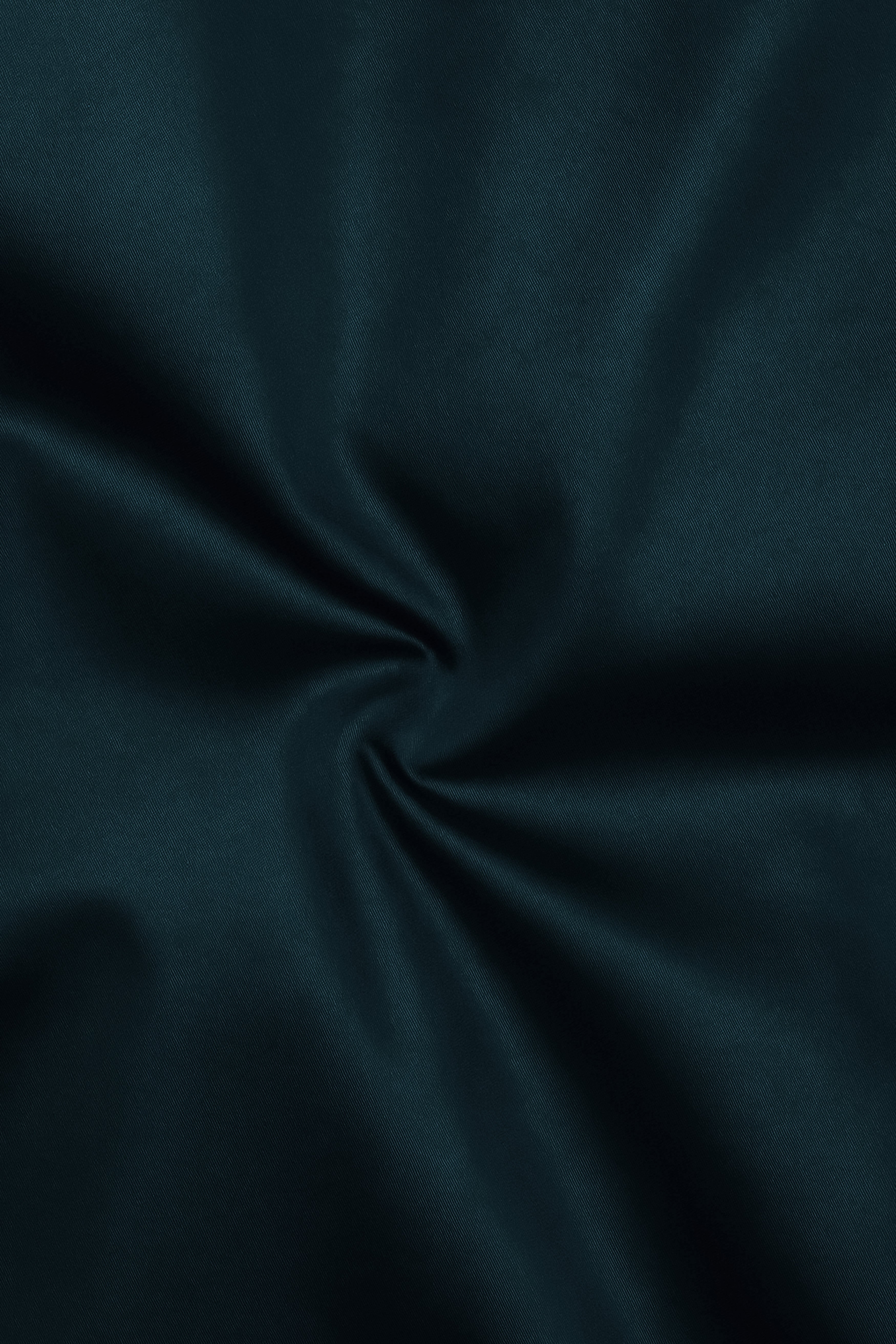 Aureburn-Burnham Green Subtle Sheen Super Soft Premium Cotton Cut Away Collar Dress Shirt