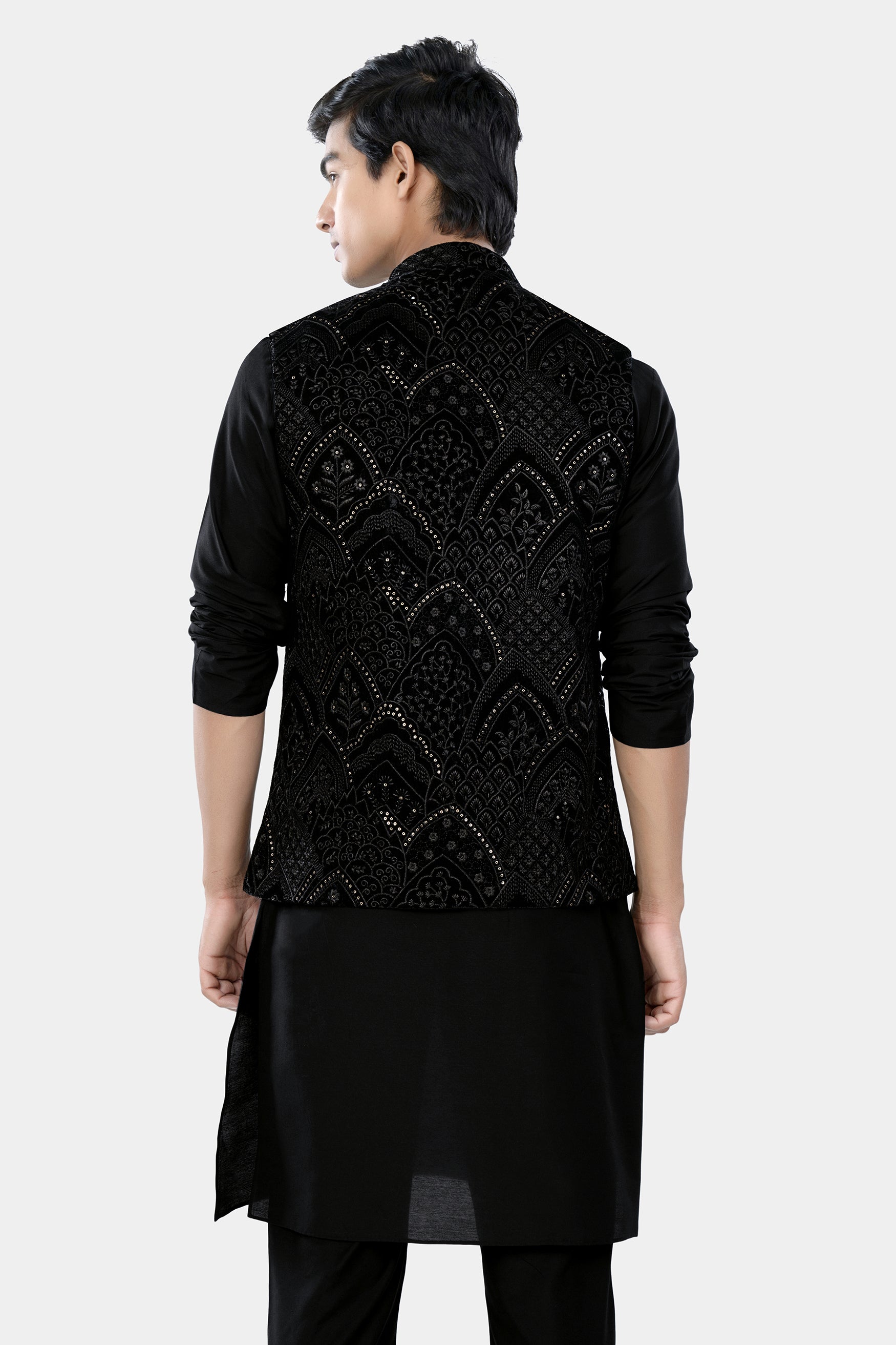 25 New Collection of Black Kurta Pajama Designs for Stylish Look |  Traditional indian mens clothing, Mens kurta designs, Boys kurta design