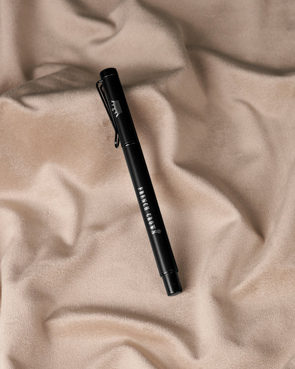Glossy Jade Black with Gray Detailed Roller Pen P028
