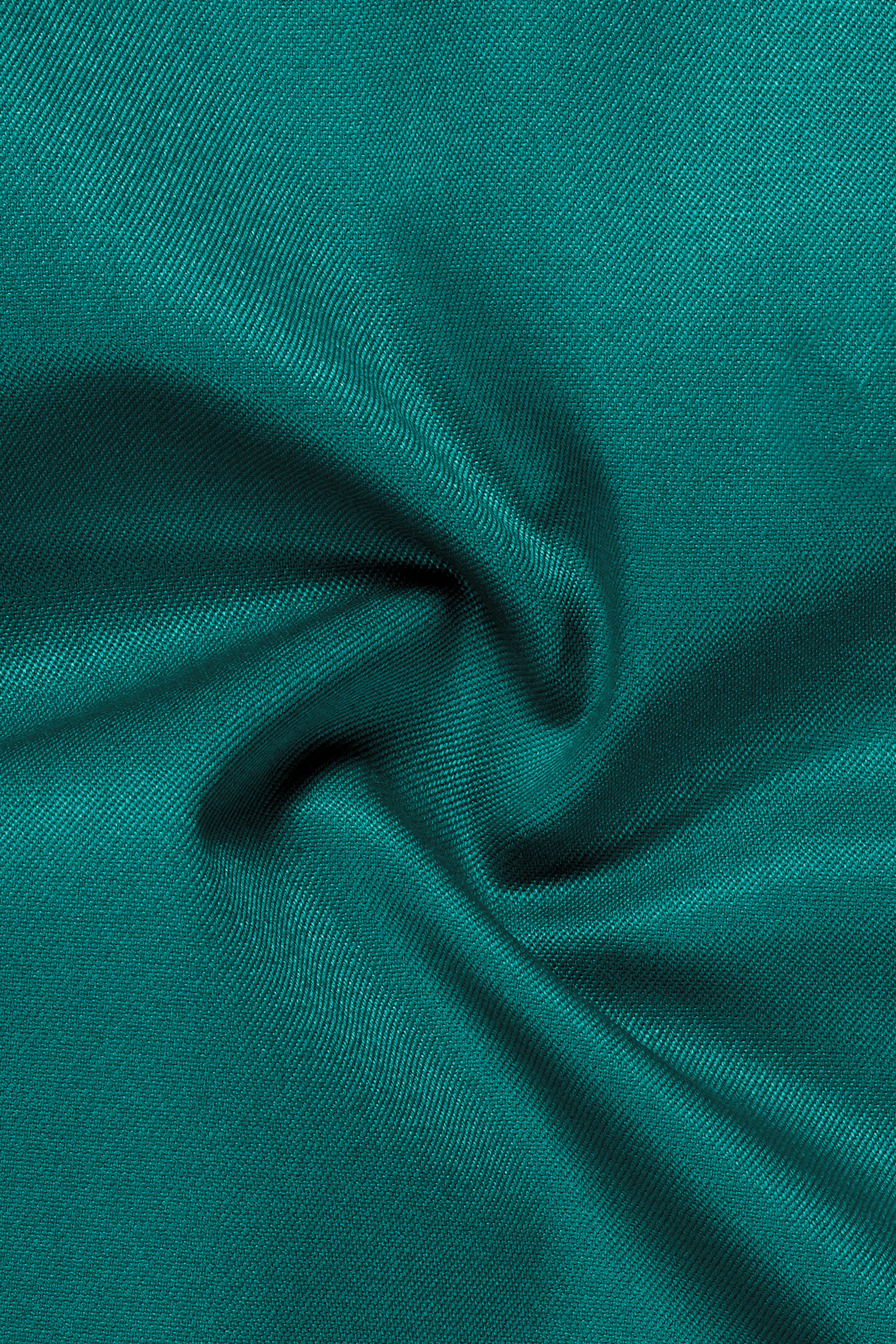 Verdant Classic-Surfie Green Solid Wool Rich Peak Lapel Tuxedo Slight Stretch Suit