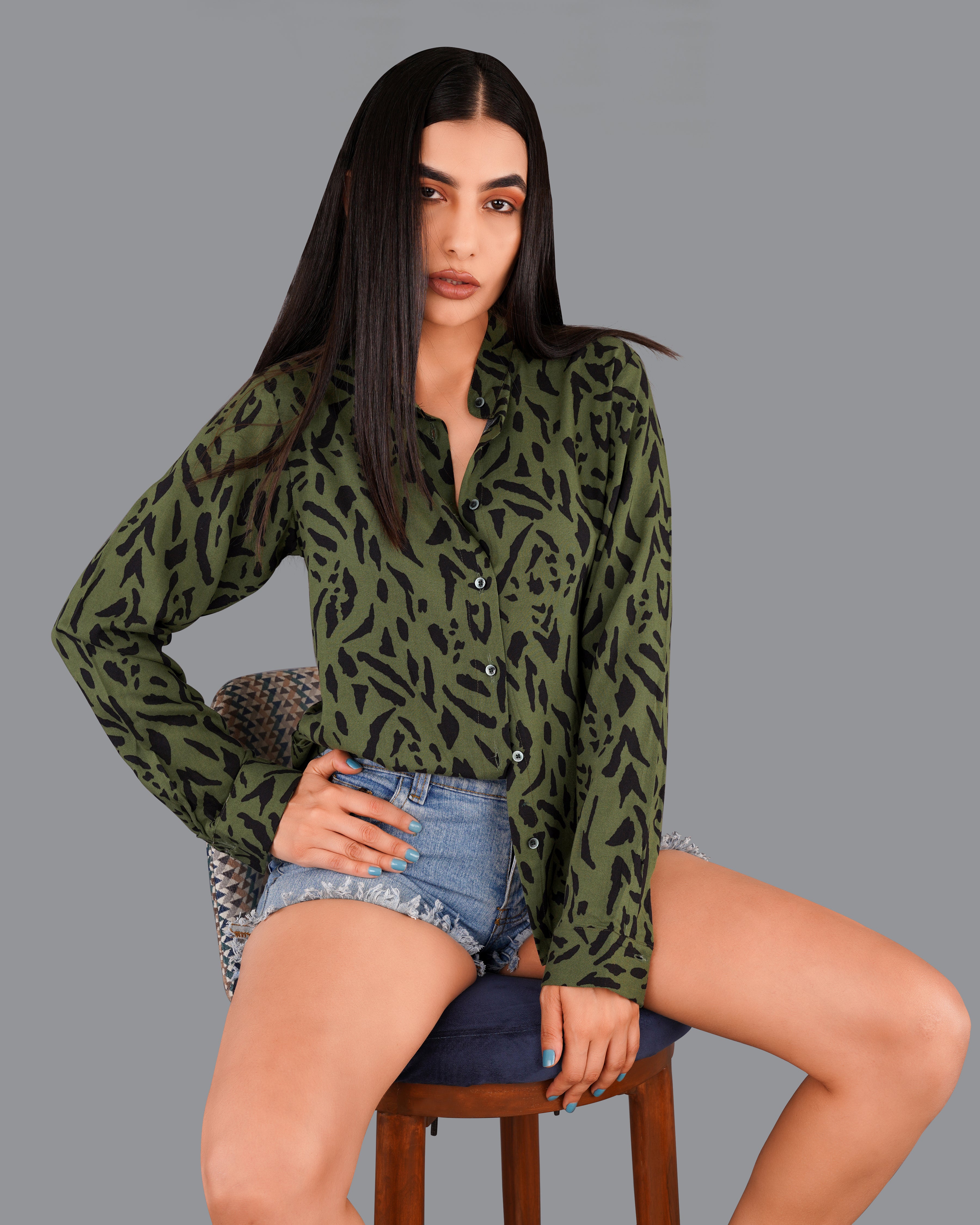 Asparagus Green Tiger Printed Premium Tencel Shirt WS047-M-32, WS047-M-34, WS047-M-36, WS047-M-38, WS047-M-40, WS047-M-42